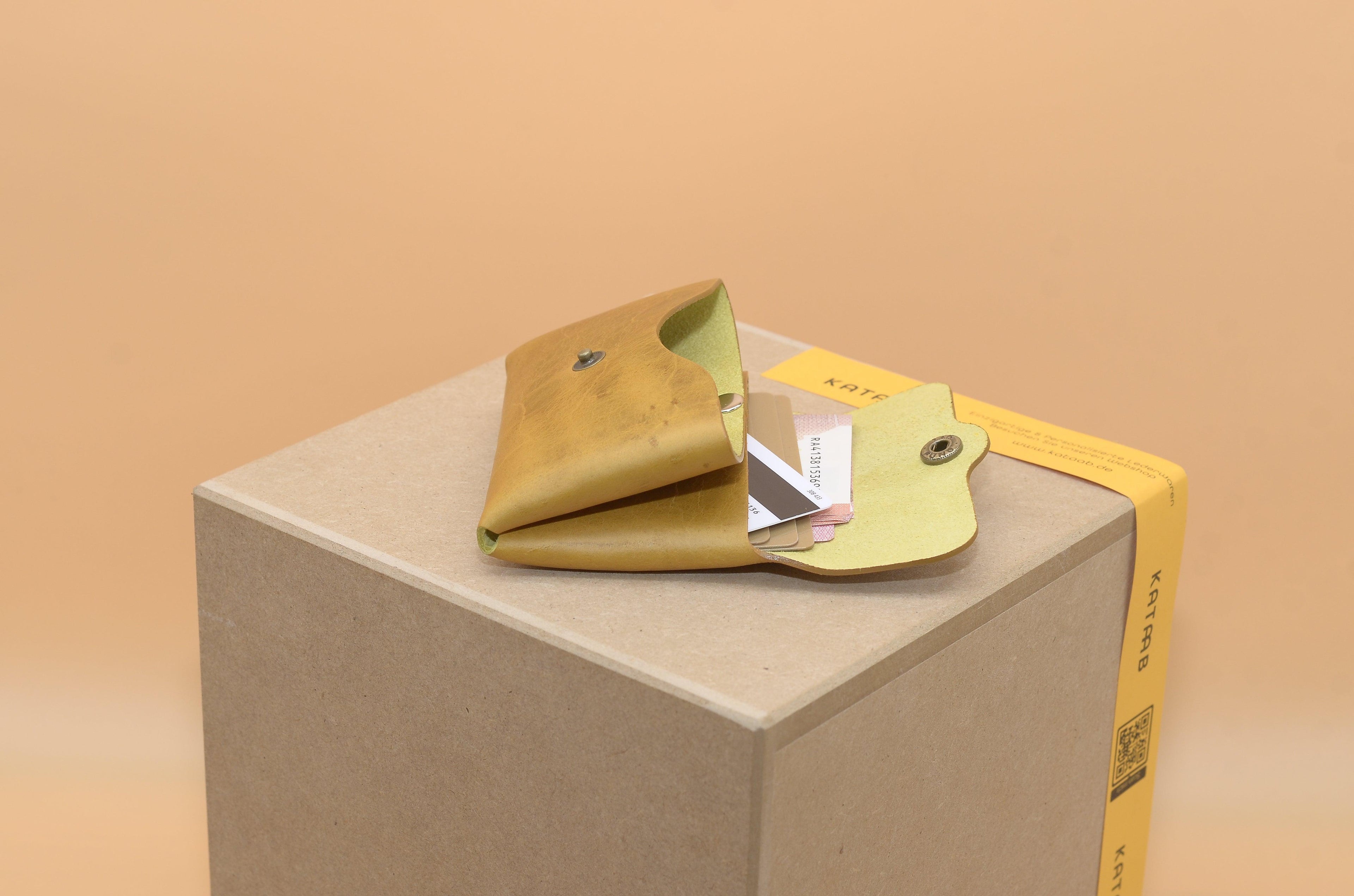 Kleine Ledergeldbörse. Geldbeutel für Damen. Frauen Portemonnaie. Minimalistischer Leder Geldbeutel. Schlanke Brieftasche.Geschenk für Sie. - KATAAB
