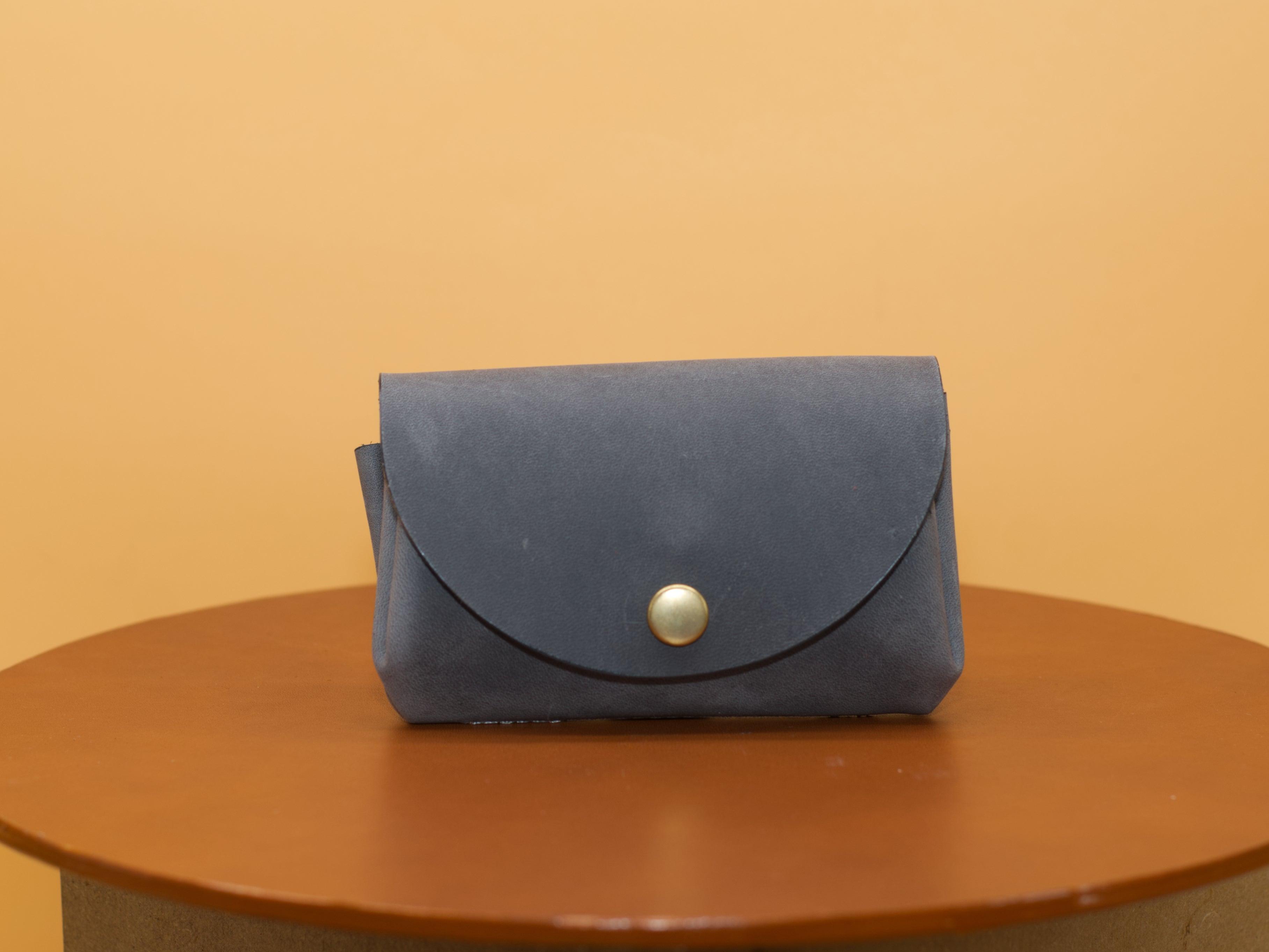Kleine Geldbeutel für Damen cir. 11,5x8x3,5cm. Schlanke Brieftasche für Damen. Minimalistisches Portemonnaie für Frauen. Geschenke für Sie. - KATAAB