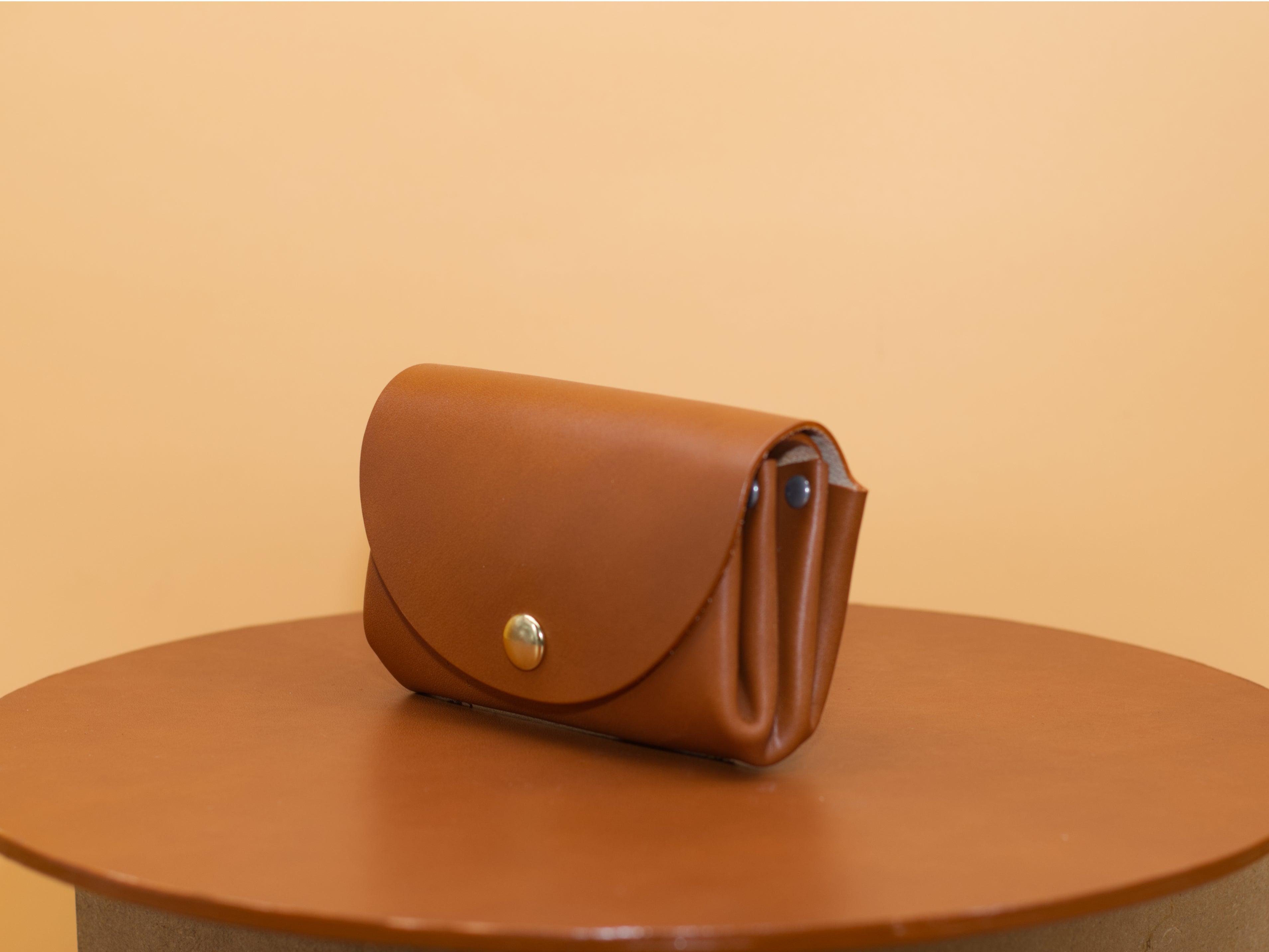 Kleine Geldbeutel für Damen. Minimalistisches Portemonnaie für Frauen. Geschenke für Frauen. Portemonnaie für Damen.Größe cir. 11,5x8x3,5cm. - KATAAB