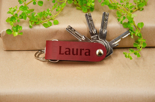 Schlüsselorganizer Leder Gravur. Monogrammed/Name Schlüsselanhänger. Personalisierter Schlüsselanhänger mit Gravur. Geschenke für Sie. - KATAAB