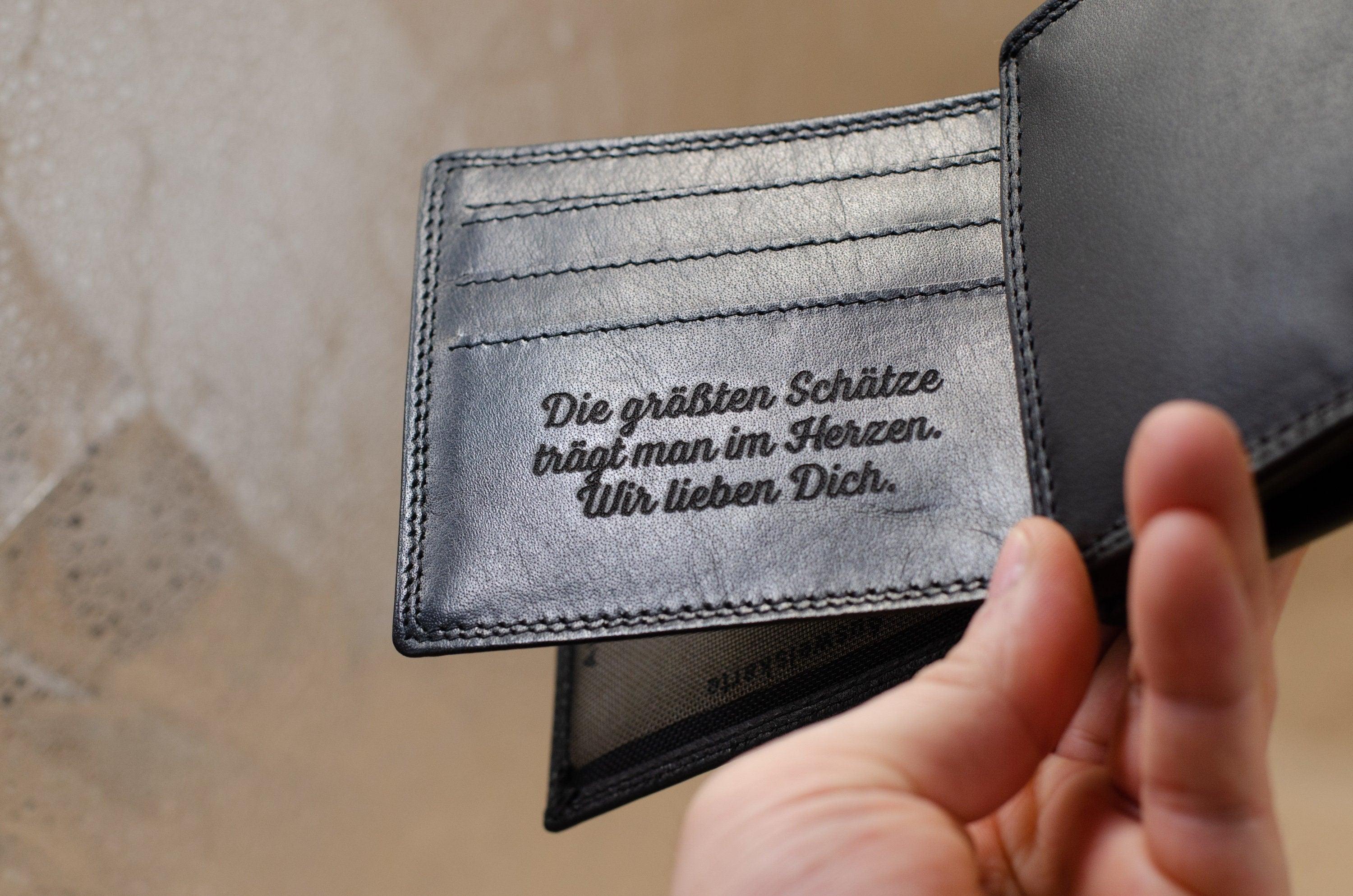 Personalisierte Geldbörse für Männer mit Gravur cir.12x9cm. Brieftasche für Männer. Geschenk zum Vatertag. Geldbeutel für Papa. - KATAAB