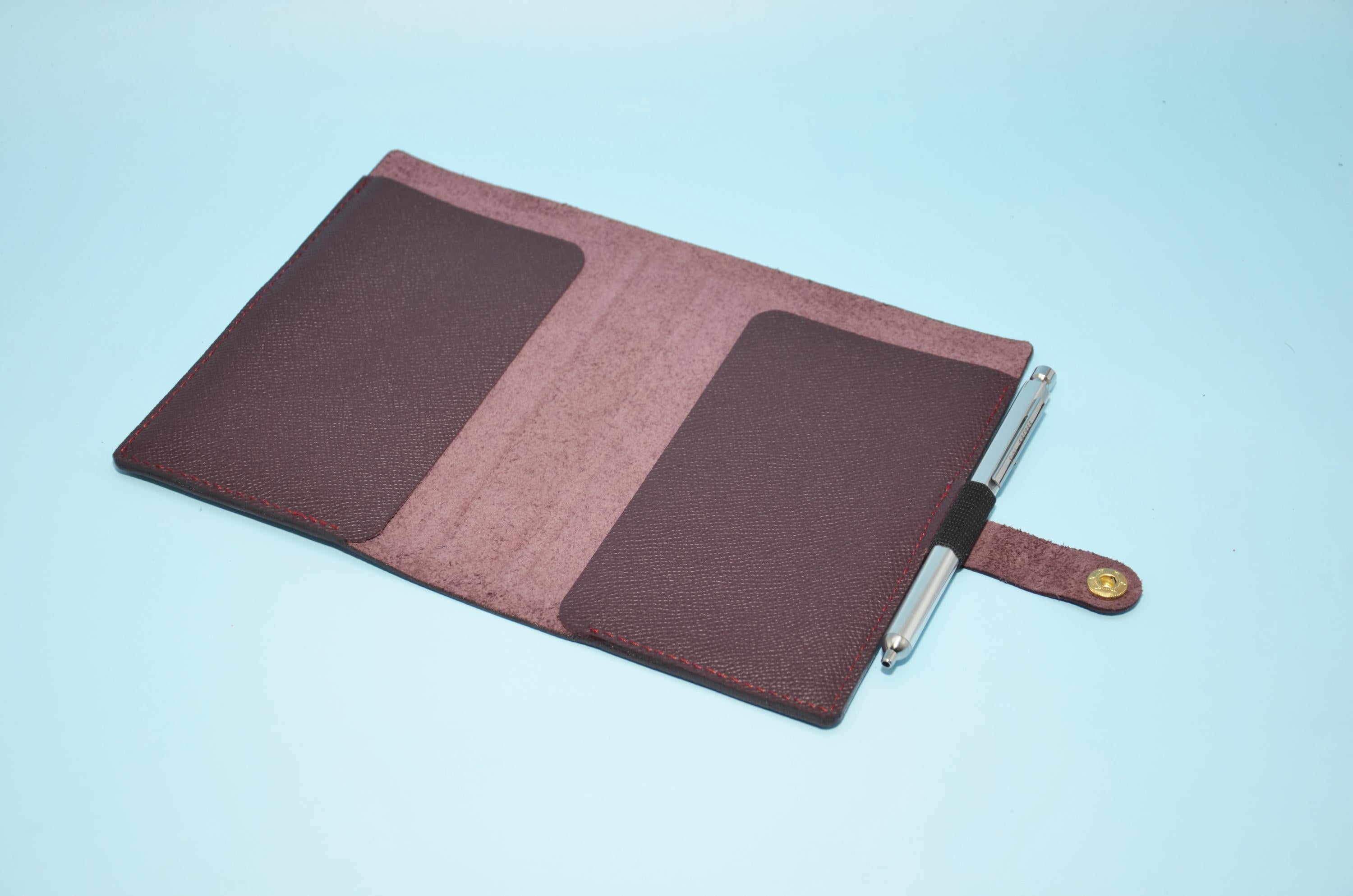 Personalisierte Leder Buchhülle A5 – Nappa-Leder mit Epsom-Prägung, Refill Tagebuch, Geschenk Journal Cover. Geschenke für sie oder ihn.