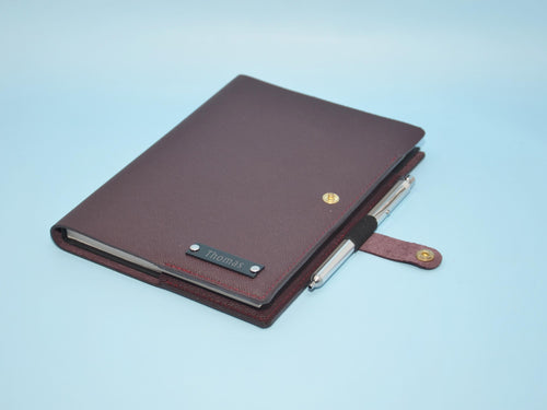 Personalisierte Leder Buchhülle A5 – Nappa-Leder mit Epsom-Prägung, Refill Tagebuch, Geschenk Journal Cover. Geschenke für sie oder ihn.