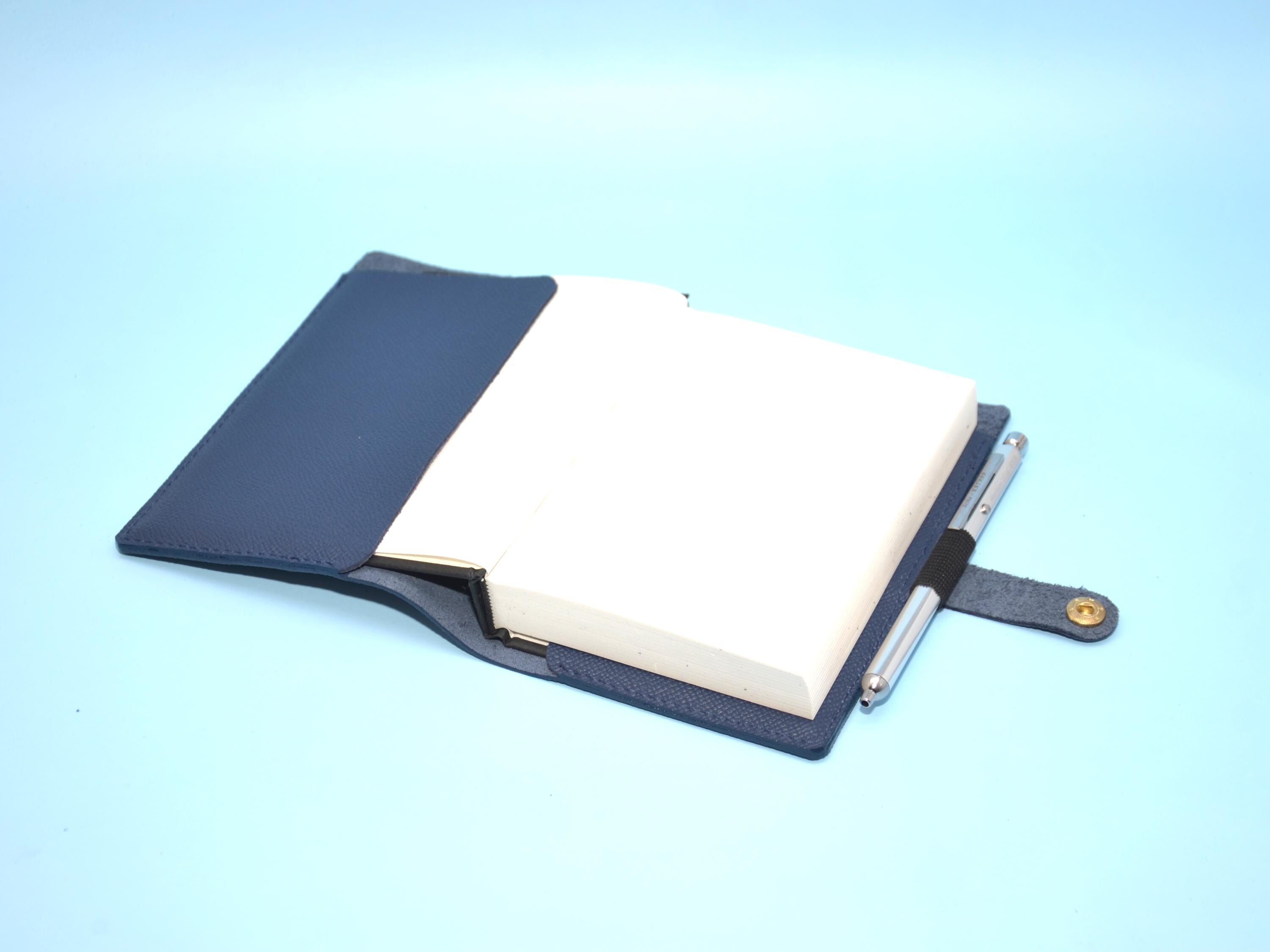 Notizbuchhülle Leder A6 – Italienisches Nappa, Pocket Journal Cover, Personalisierbar, Refill-fähig. Geschenke für sie oder ihn.